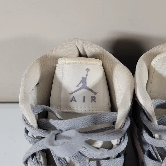 Nike Air Jordan 1 Mid Stealth Sail Grey White BQ6472-115 Women's Size 8 - Picture 6 of 10
